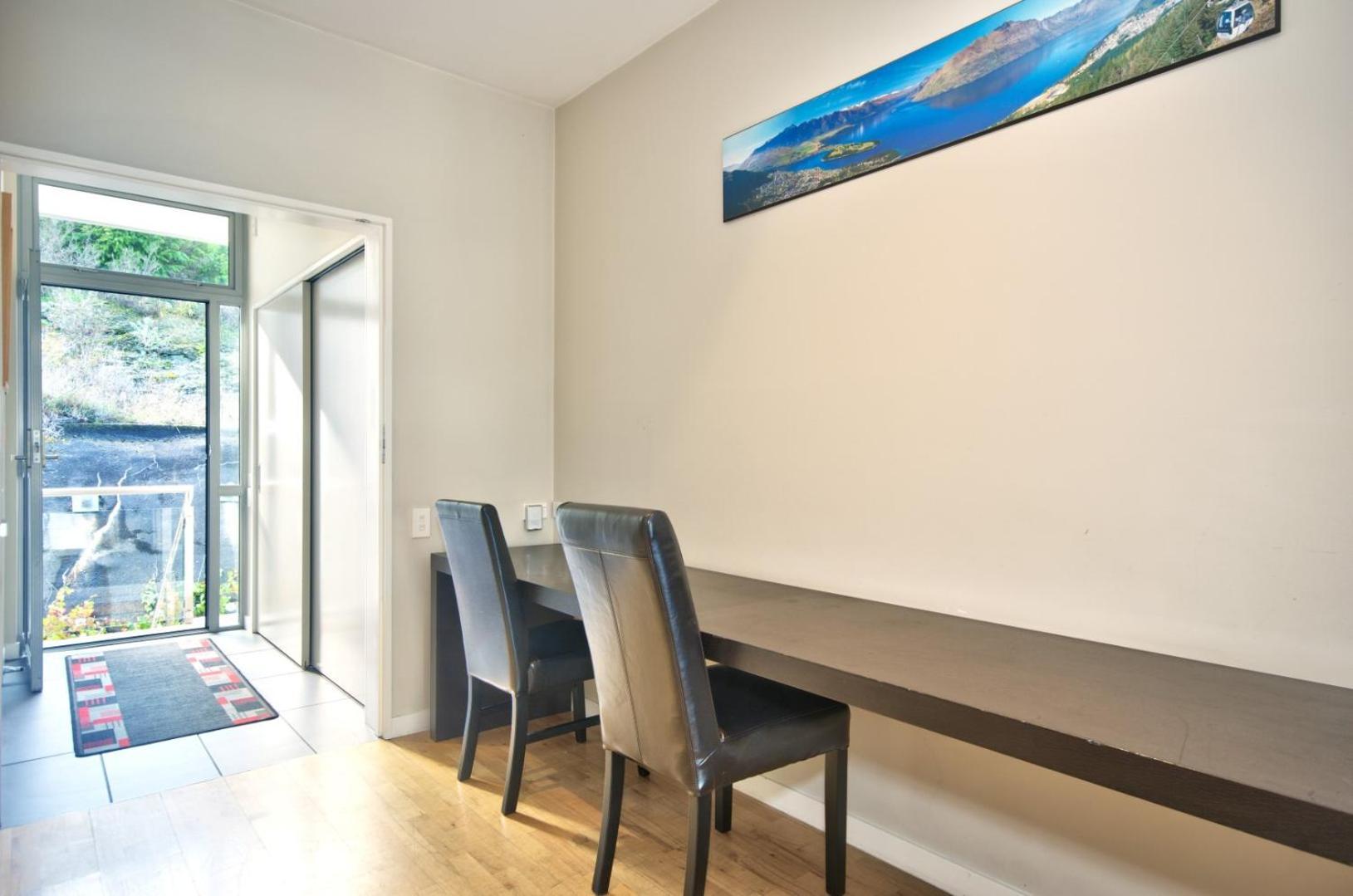 Pure Retreat Lake Views Queenstown Extérieur photo