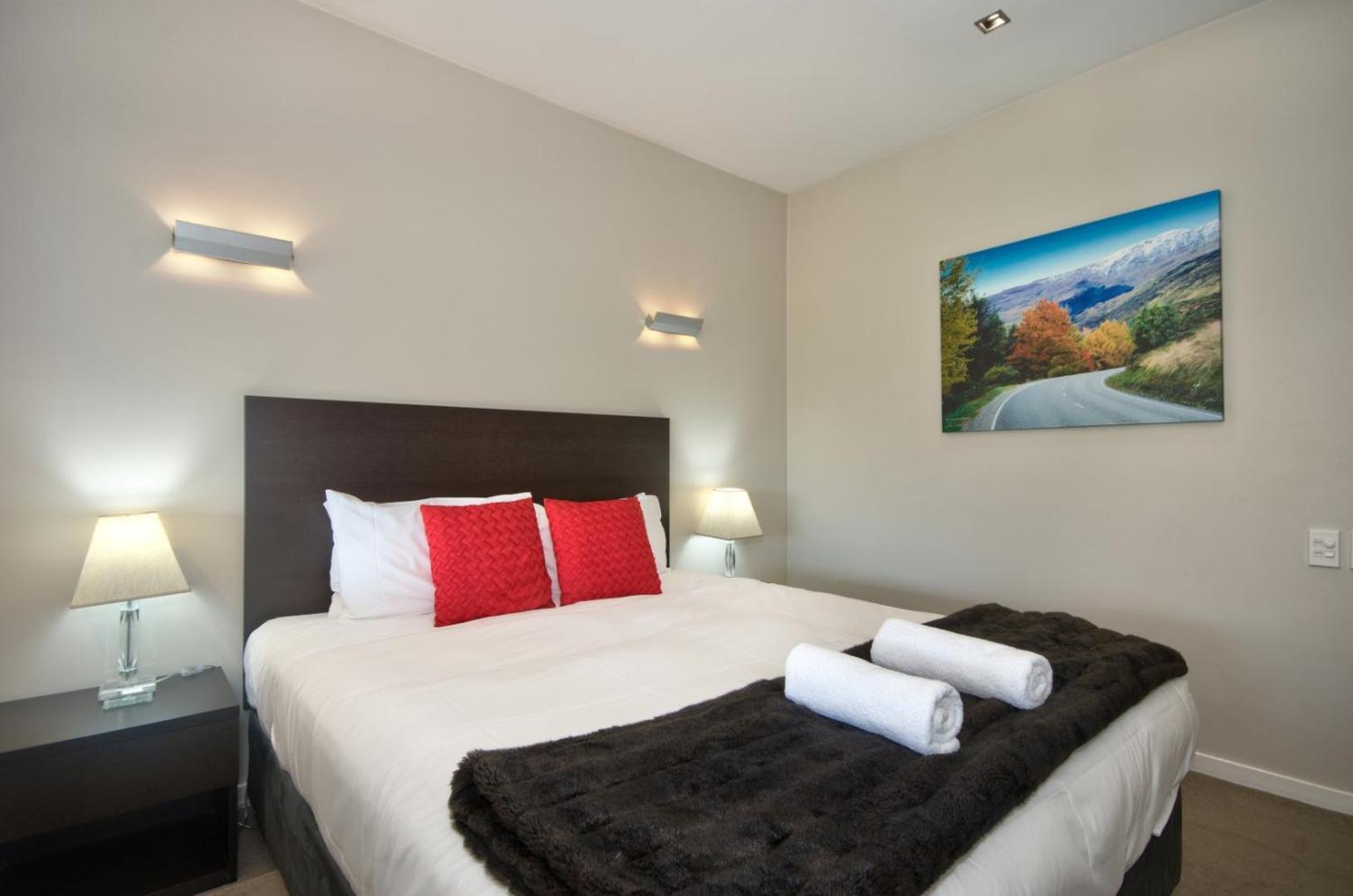 Pure Retreat Lake Views Queenstown Extérieur photo